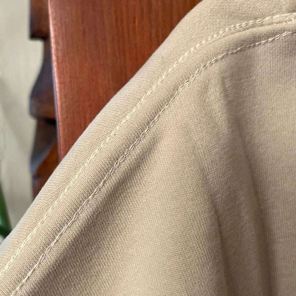 White Fox Vol.3 Women’s Hoodie Pullover Color Moon Sweatshirt Size M/L - Picture 4 of 14